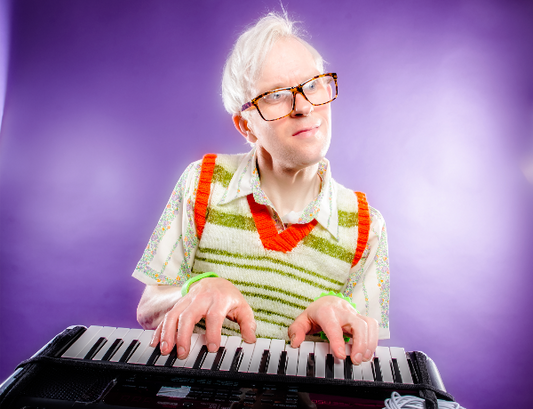Robert White ‘THAT’ Gay Autistic Keyboard Tanktop Comedy Guy! Southampton Thursday 12th November